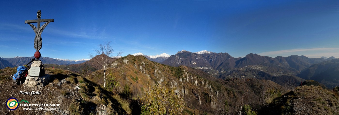 71 Panoramica verso i monti della Val Serina.jpg